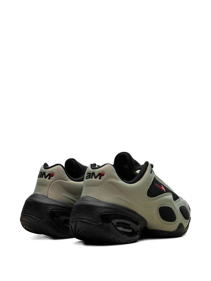 Nike baskets Air Max Muse Black/University Red-Oil Green-Métallisé Silver